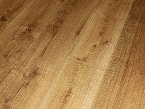 DYNAMIC 4V IRISH OAK 193MM X 8MM – 2.131M²